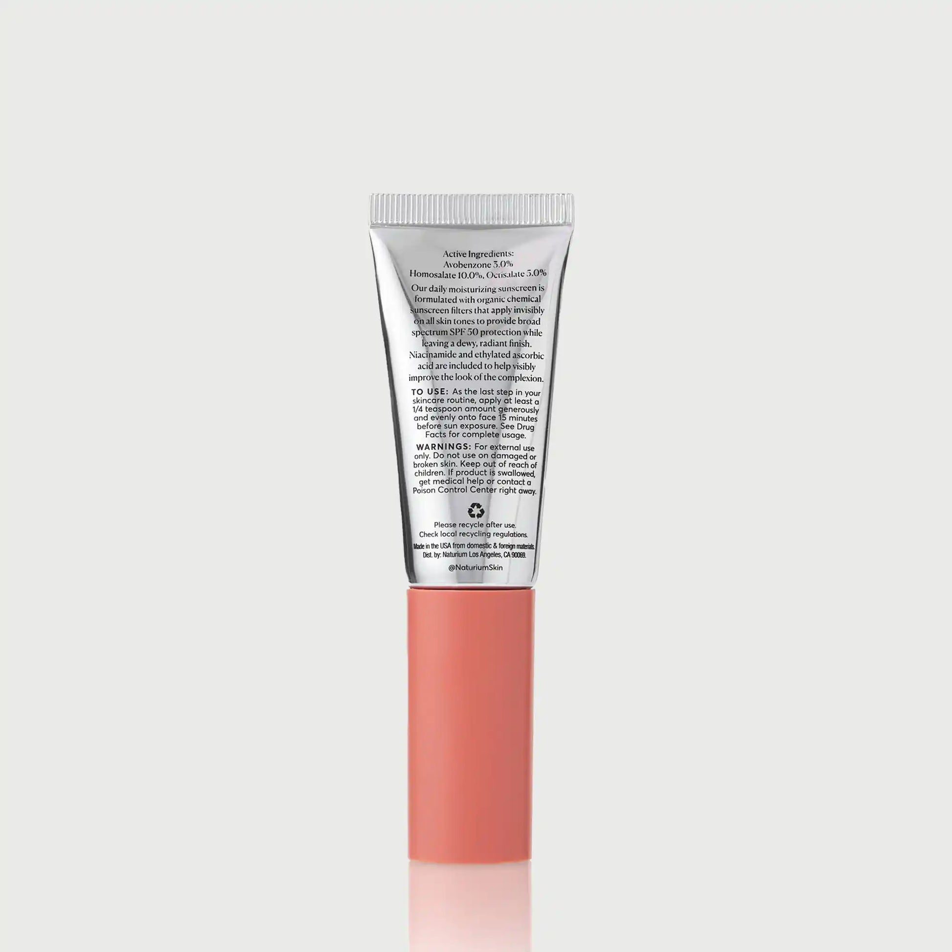 dew-glow-moisturizer-spf-50-travel-size-y4 NATR-10157_Dew-Glow-Moisturizer-SPF-50-Mini_back_capon_bonebkgd_d7cb9bbb-e294-42e2-8d5a-28c73c09b5b5.webp