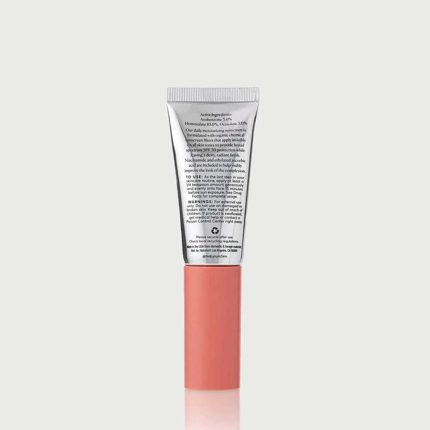 dew-glow-moisturizer-spf-50-travel-size-z5 NATR-10157_Dew-Glow-Moisturizer-SPF-50-Mini_back_capon_bonebkgd_d7cb9bbb-e294-42e2-8d5a-28c73c09b5b5.webp