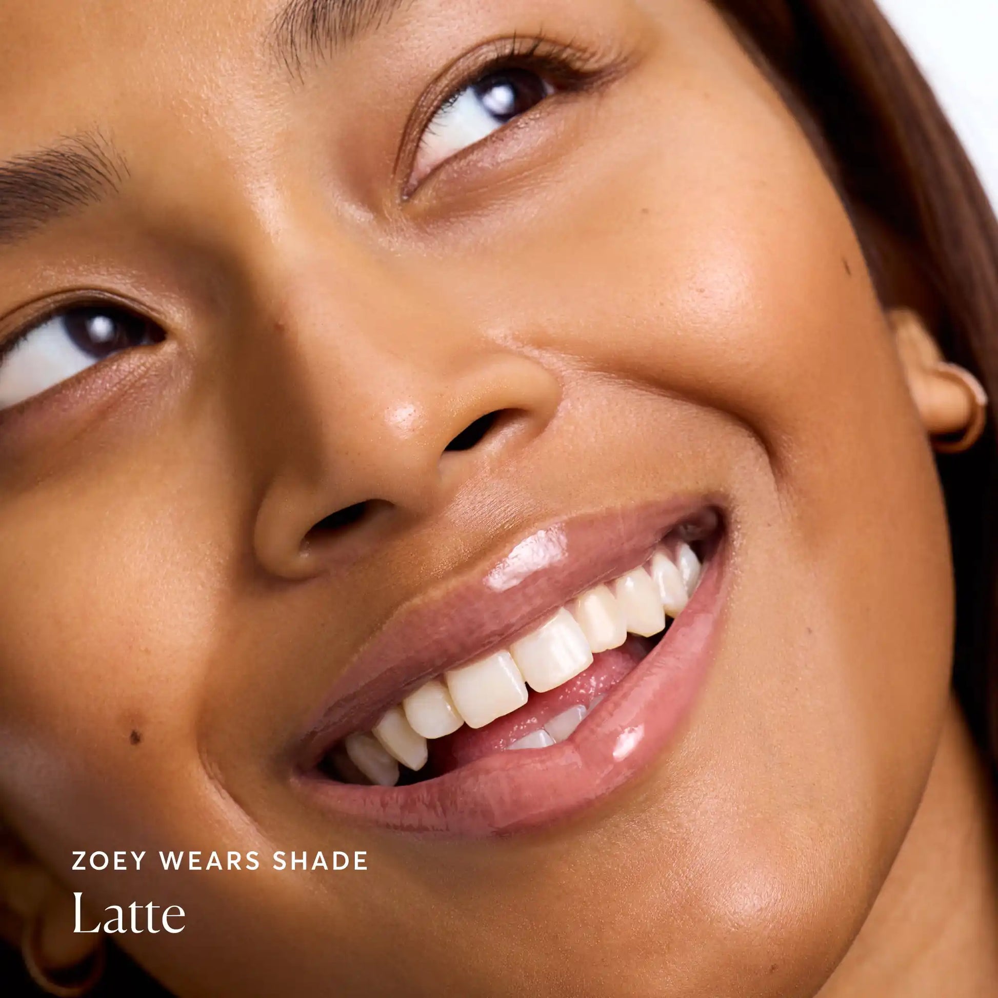 phyto-glow-lip-balm-latte-e6 NATR-60110-Alt-Images-Phyto-Glow-Lip-Balm-Latte-04.webp