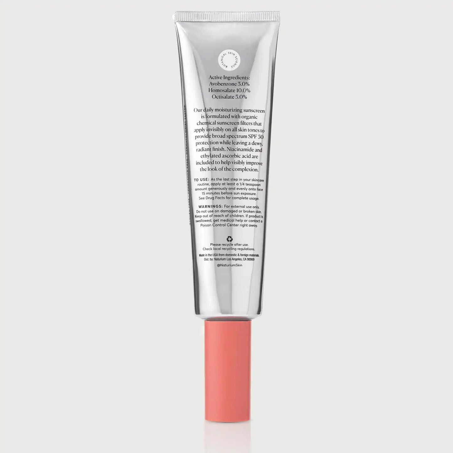 dew-glow-moisturizer-spf-50-jumbo-s1 NATR_Dew_Glow_Jumbo_Back_CapOn_bonebkgd.webp