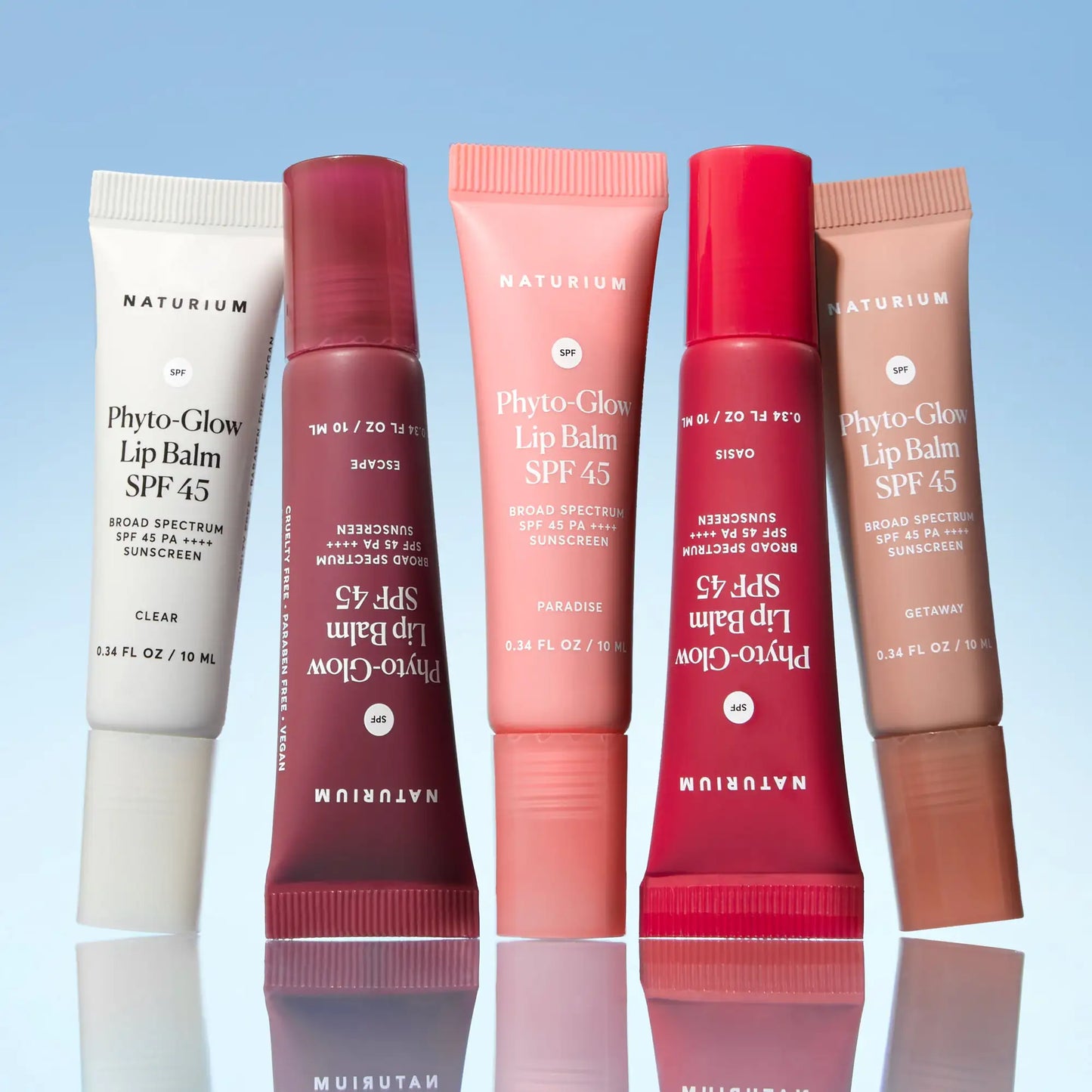 phyto-glow-lip-balm-spf-45-getaway-v1 phytoglowSPF_6428-crop_cde1553e-6f3e-4726-9686-a6dd715ed7c9.webp